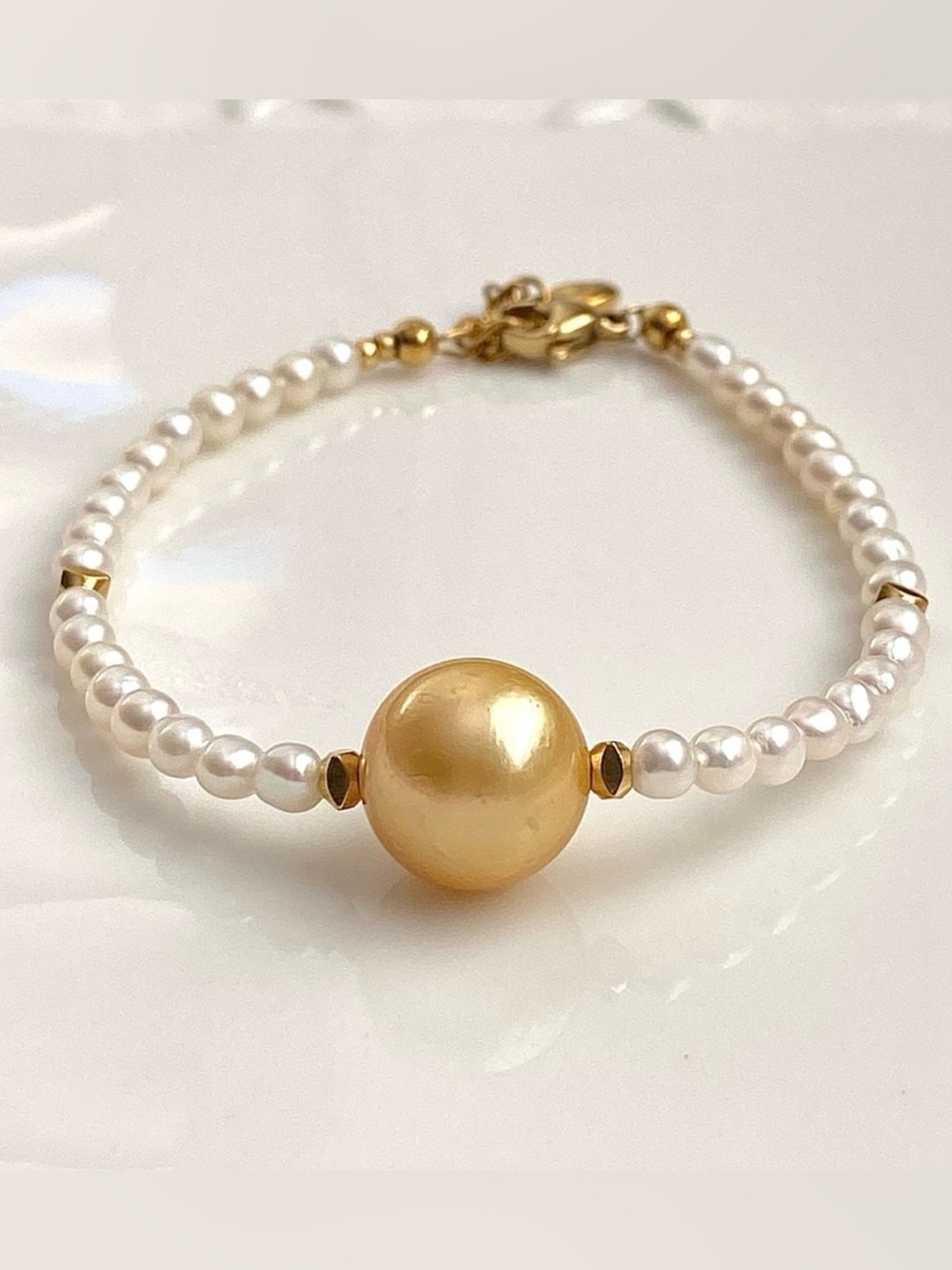 B155-Handmade High Quality Round Gold South Sea Pearl Bracelet